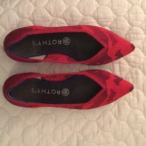 Rothy’s red camo - like new